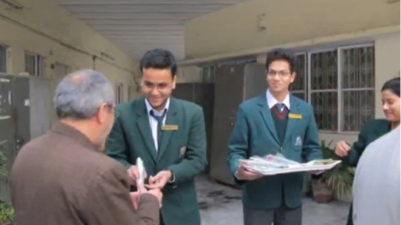 سخاوت در بی بضاعتی