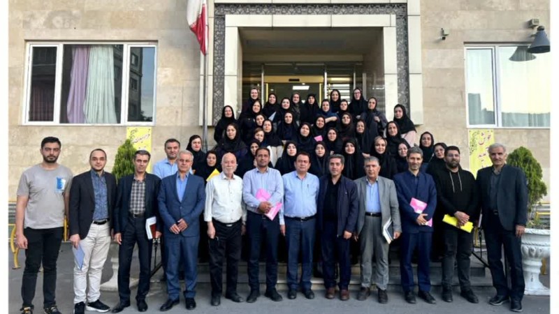 پنجمین دورهمی «همدلانه» مدارس یادگیرنده آذربایجان/ مجتمع آموزشی بزرگمهر/ 19 تیرماه 1403